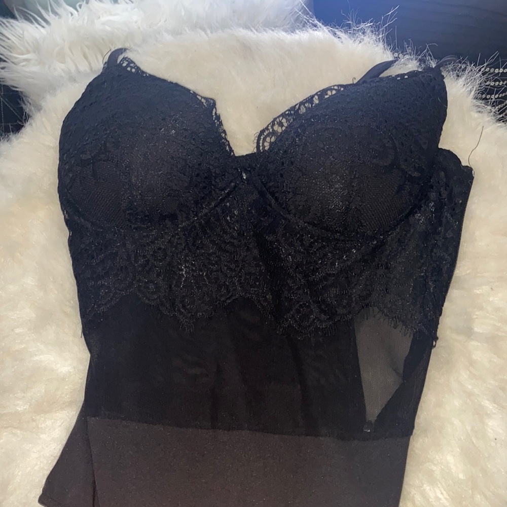 Sexy Windsor body suit